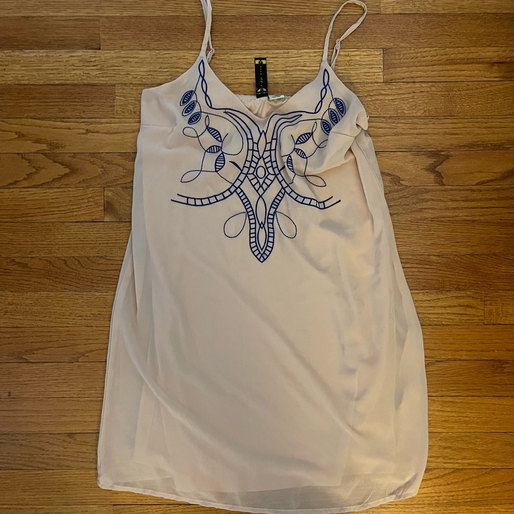 Dizzy Love Embroidered Dress